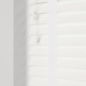 Gloss Pure wood venetian blinds with tapes